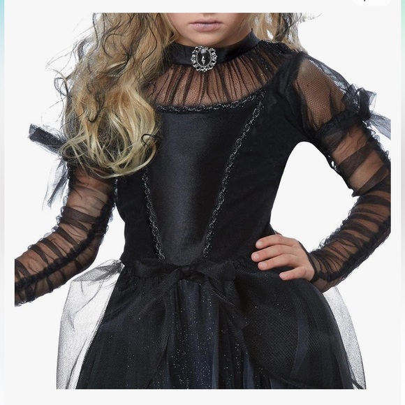 Elegant Black Kids Costume - Picture 3 of 7